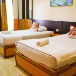 Twin Bed Room