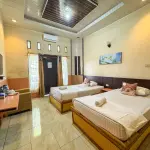 Twin Bed Room